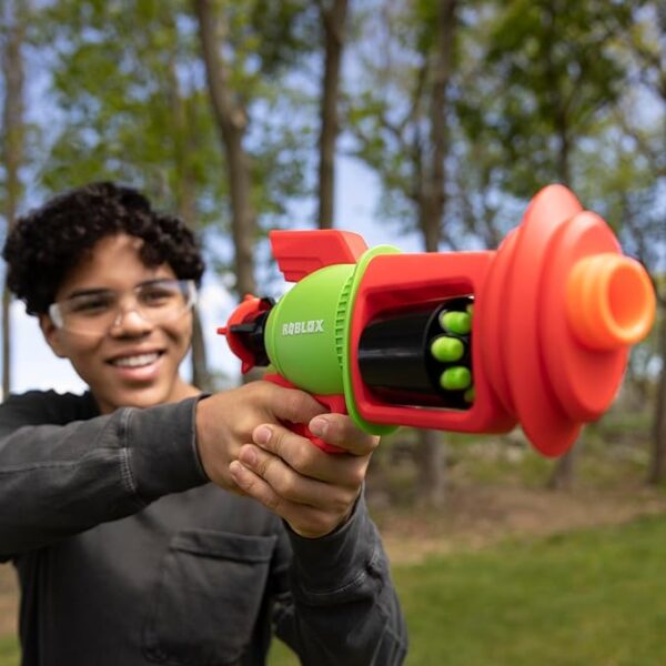 Nerf Roblox Build A Boat for Treasure: Spacelock Ray Blaster, Includes Code to Redeem Exclusive Virtual Item, 8 Elite Darts - Image 6