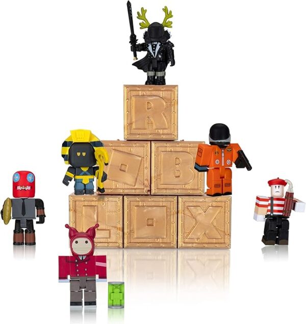 Roblox Action Collection - Series 8 Mystery Figure 1 -Pack [Includes 1 Exclusive Virtual Item] - Image 2